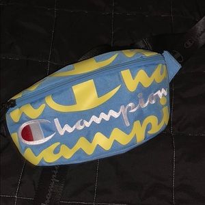 Champion FannyPack